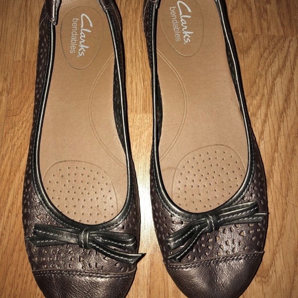 clarks bendables flats
